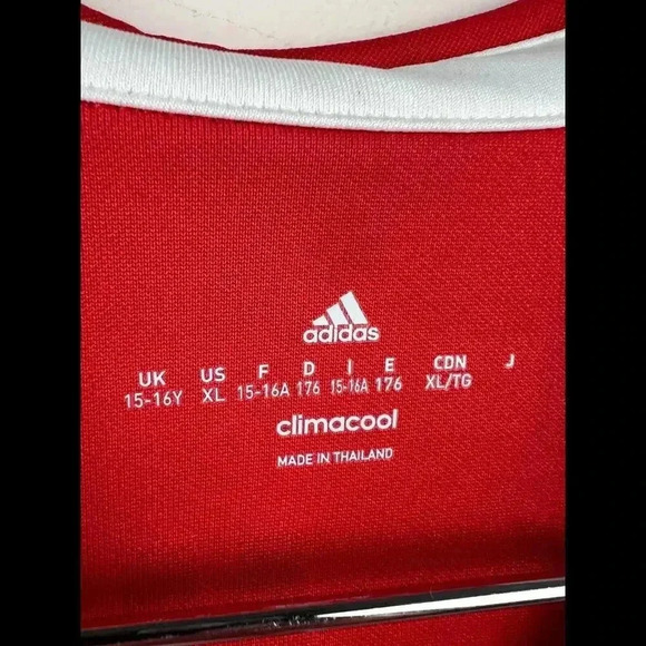 ADIDAS 2016-17 FC Bayern Munich Home Kit Boys Football Shirt Red 15-16Y - Picture 4 of 6